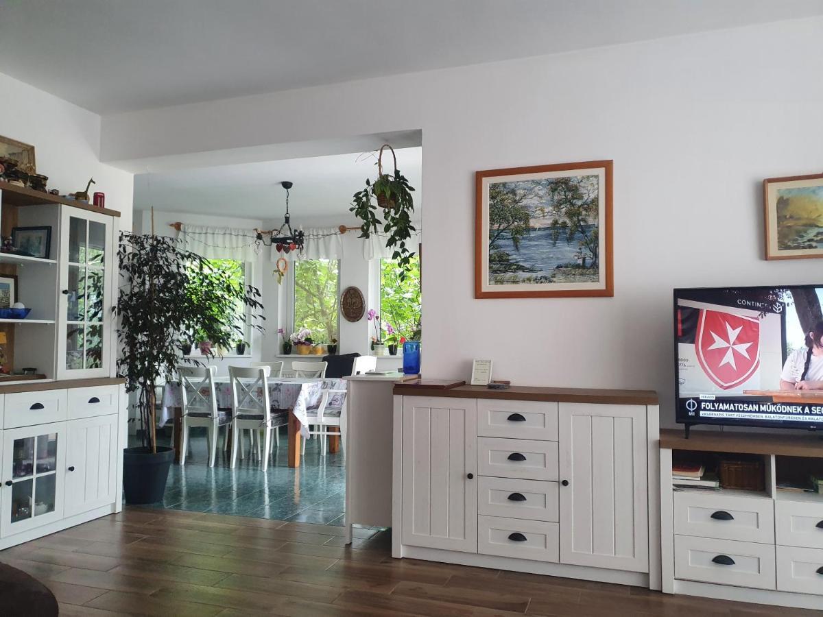 Feher Rozsa Apartman Cserszegtomaj Dış mekan fotoğraf