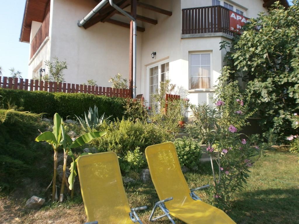 Feher Rozsa Apartman Cserszegtomaj Dış mekan fotoğraf